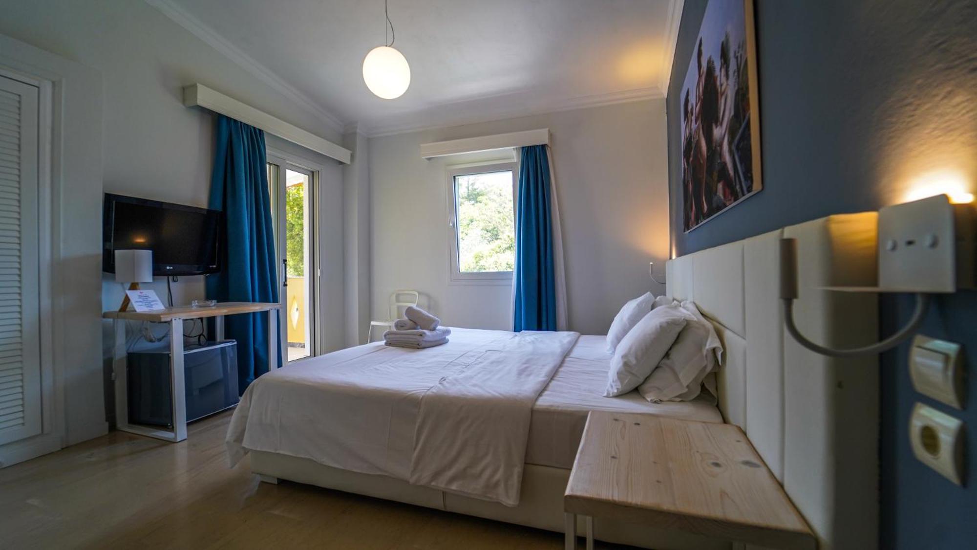Cape North West Hotel Parga Eksteriør billede